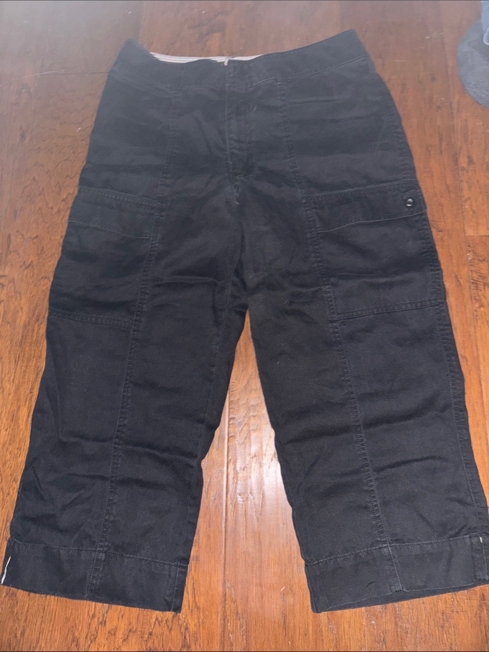 10M Lee Black Cargo Crop Pants